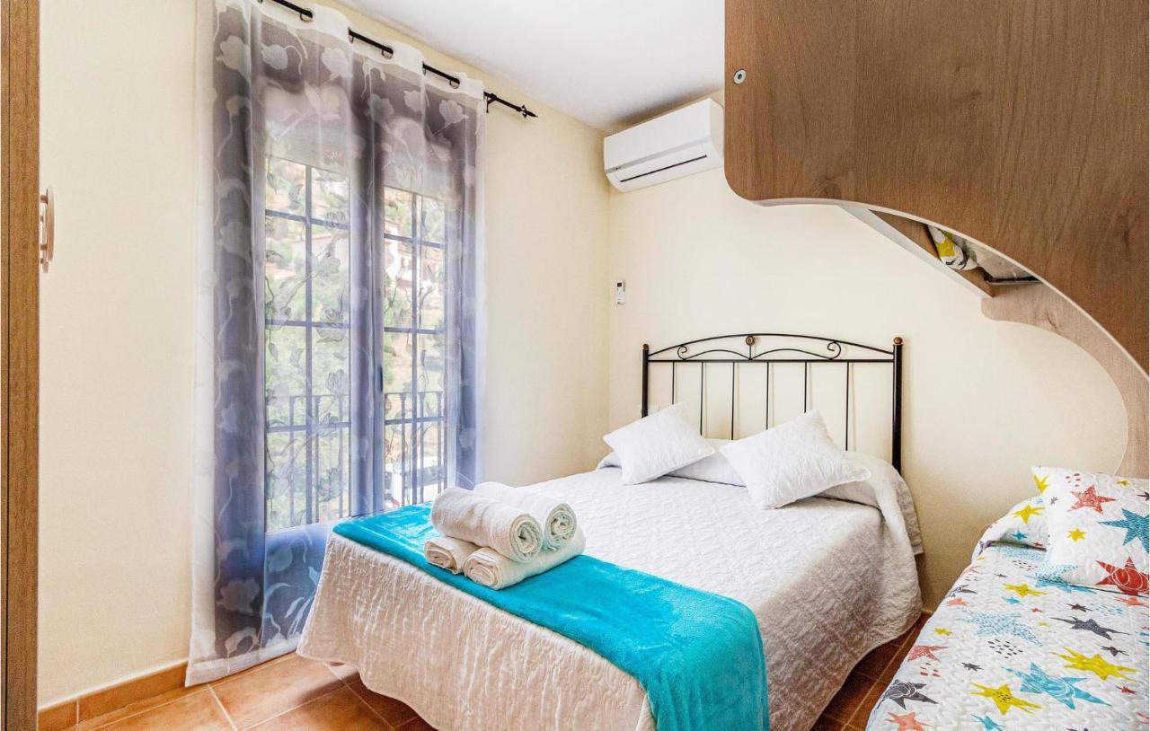 Amazing Home In Benaojan With Kitchenette Zewnętrze zdjęcie